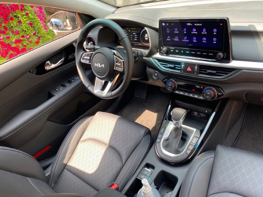 기아 더 뉴 K3 1열.<장우진 기자>